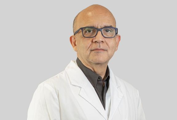 Dr. Gabriel Salazar Tortolero
