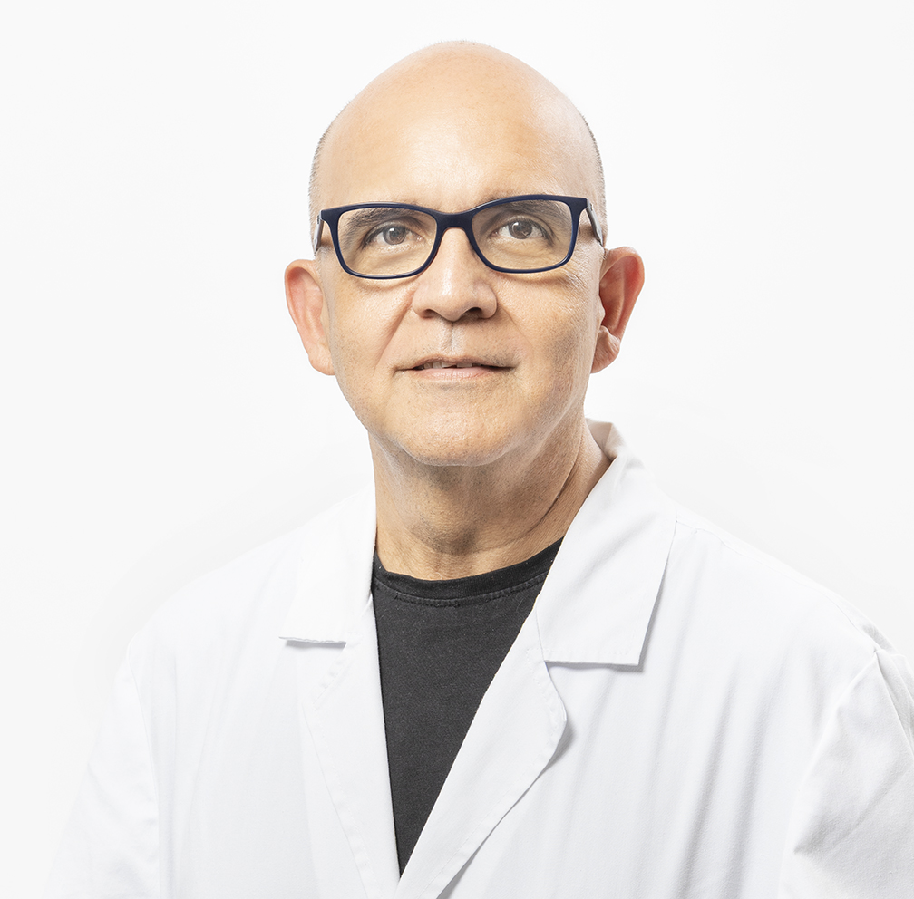 Dr. Gabriel Salazar Tortolero