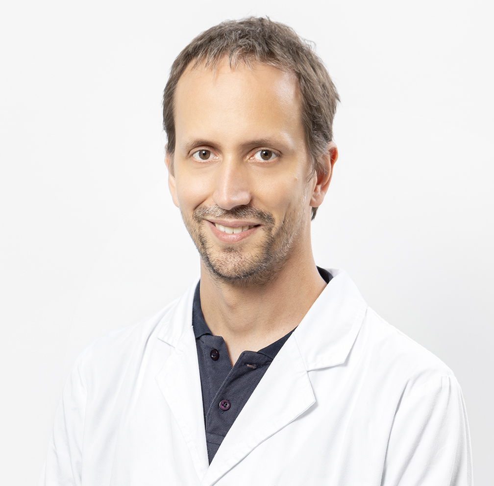 Dr. Matías Mondragón
