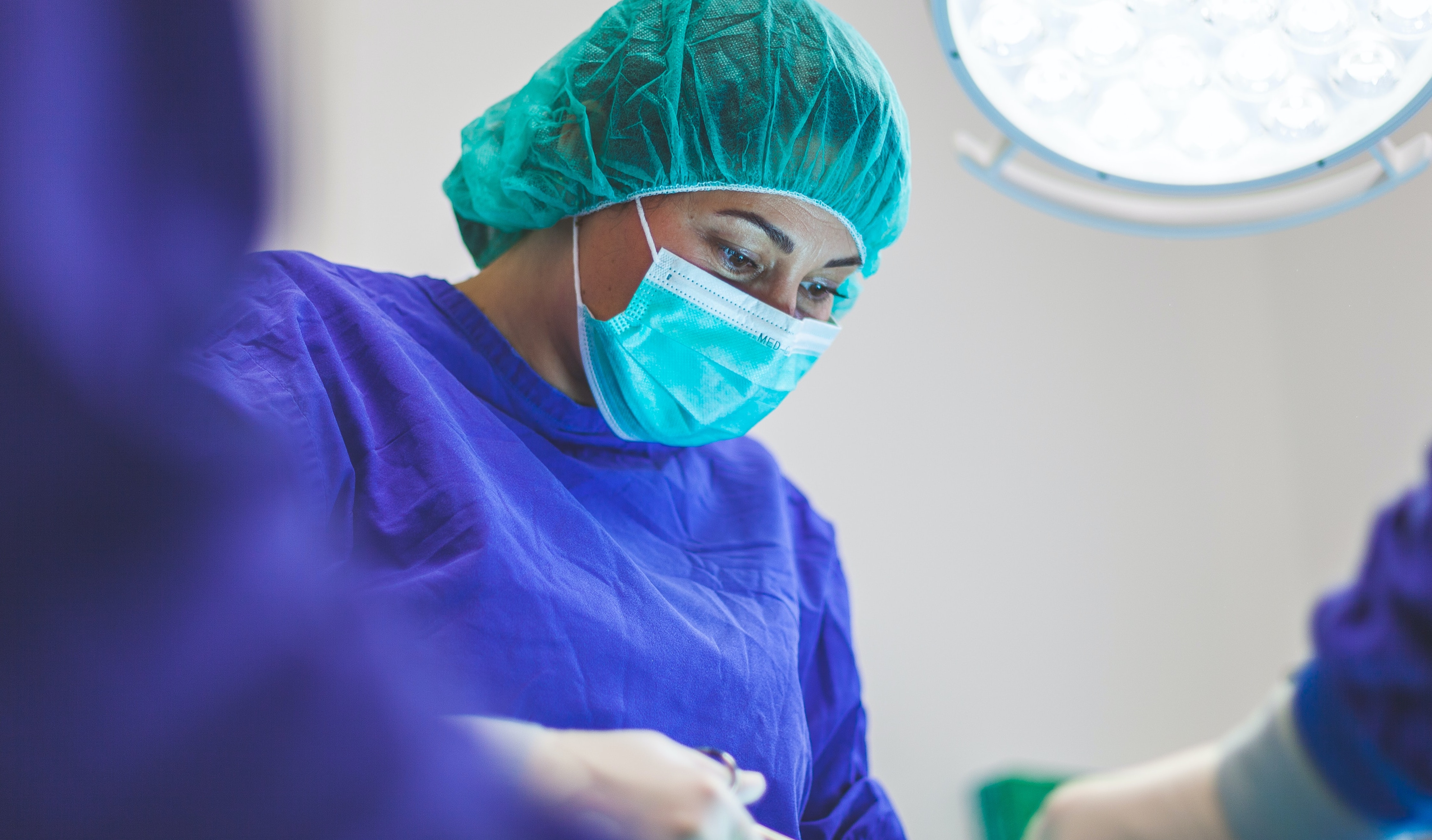 ¿En qué consiste una biopsia cerebral?